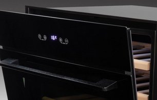 Винный шкаф Zigmund Shtain BR 21 X фото 3 в Тюмени