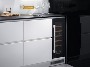 Винный шкаф AEG SWB63001DG фото 4 в Тюмени