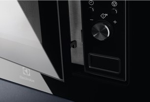 Встраиваемая микроволновая печь Электролюкс LMS2203EMX фото 3 в Тюмени Встраиваемая микроволновая печь Electrolux LMS2203EMX фото 3 в Тюмени