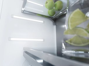 Встраиваемый холодильник Миле K2902Vi MasterCool фото 3 в Тюмени Встраиваемый холодильник Miele K2902Vi MasterCool фото 3 в Тюмени