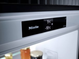 Встраиваемый холодильник Миле KF 7731 D фото 4 в Тюмени Встраиваемый холодильник Miele KF 7731 D фото 4 в Тюмени