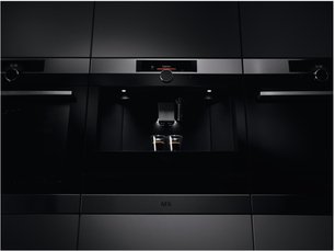 Встраиваемая кофемашина АЕГ KKK994500M фото 2 в Тюмени Встраиваемая кофемашина AEG KKK994500M фото 2 в Тюмени