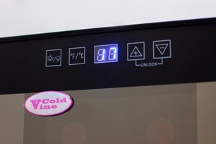 Винный шкаф Cold Vine BCW-35C фото 3 в Тюмени