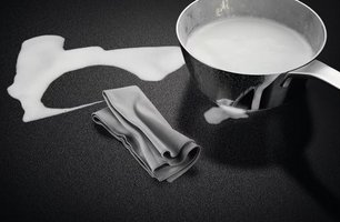 Варочная панель со встроенной вытяжкой AEG TH84CC23CZ фото 4 в Тюмени