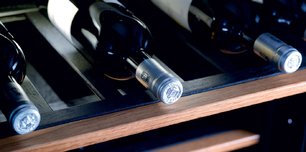 Встраиваемый винный шкаф Irinox Vinoteca HVIN2350001 фото 2 в Тюмени