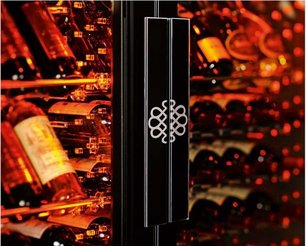 Витрина для хранения вина EuroCave 9090V фото 2 в Тюмени