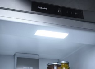 Встраиваемый холодильник Миле K 7747 C фото 3 в Тюмени Встраиваемый холодильник Miele K 7747 C фото 3 в Тюмени