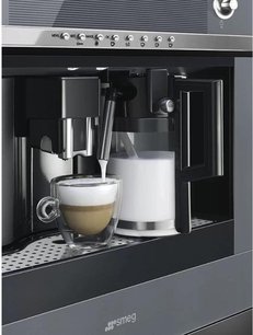 Кофемашина Смег CMS4101S фото 2 в Тюмени Кофемашина Smeg CMS4101S фото 2 в Тюмени