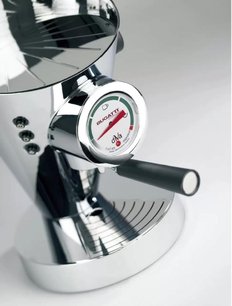 Кофеварка Bugatti Espresso Machine DIVA Leather Red фото 2 в Тюмени