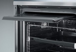 Духовой шкаф SMEG SFP390X фото 3 в Тюмени Духовой шкаф SMEG SFP390X фото 3 в Тюмени