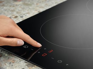 Варочная панель Electrolux LIT30231C фото 4 в Тюмени