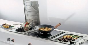 Фритюрница Гаггенау VF 411-110 фото 2 в Тюмени Фритюрница Gaggenau VF 411-110 фото 2 в Тюмени