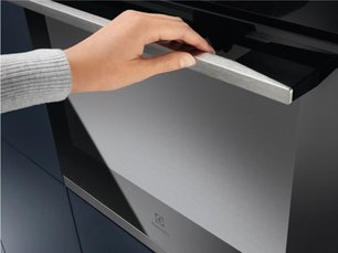 Духовой шкаф Электролюкс OKE8C39WX фото 2 в Тюмени Духовой шкаф Electrolux OKE8C39WX фото 2 в Тюмени