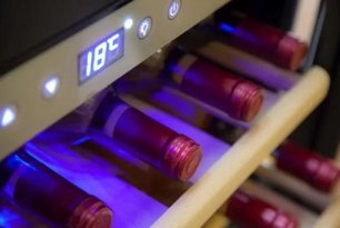 Винный шкаф Cold Vine C18-KSB1 фото 4 в Тюмени