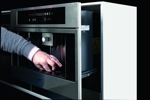 Встраиваемая кофемашина Fulgor Milano LCM 4509 TC WH фото 4 в Тюмени