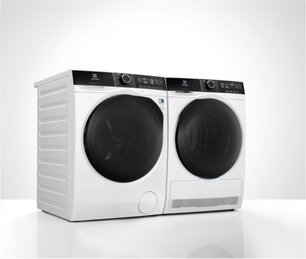 Стиральная машина Электролюкс EW8F1R48B фото 3 в Тюмени Стиральная машина Electrolux EW8F1R48B фото 3 в Тюмени