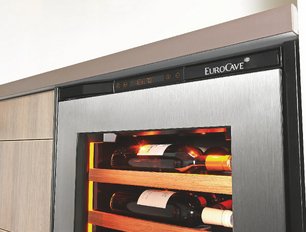 Встраиваемый монотемпературный винный шкаф EuroCave V-INSP-M I-090018-M фото 4 в Тюмени