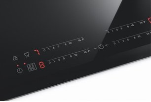 Варочная панель Electrolux EIT61443B фото 3 в Тюмени