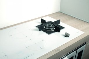 Газо-электрическая панель Fulgor Milano CH 905 ID TS G DWK WH фото 2 в Тюмени