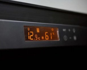 Монотемпературный винный шкаф EuroCave V-REVEL-S R-400012-S2B фото 2 в Тюмени