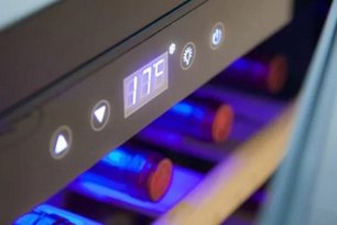 Винный шкаф Cold Vine C18-KBB1 фото 4 в Тюмени