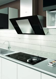 Вытяжка Фулгор Милано LHD 9001 TC BK фото 2 в Тюмени Вытяжка Fulgor Milano LHD 9001 TC BK фото 2 в Тюмени