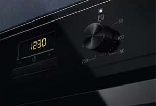 Духовой шкаф Electrolux EOD3H50BK фото 3 в Тюмени