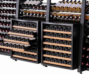 Встроенный шкаф с выдвижными поддонами EuroCave OMS1 фото 2 в Тюмени