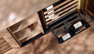 Двухтемпературный винный шкаф EuroCave D-HARMONIE D-H006 фото 4 в Тюмени