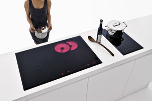 Варочная панель Barazza 1PVTC7 черная фото 3 в Тюмени