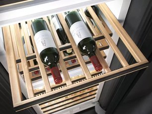 Встраиваемый винный шкаф Миле KWT 2672 VIS MasterCool фото 4 в Тюмени Встраиваемый винный шкаф Miele KWT 2672 VIS MasterCool фото 4 в Тюмени