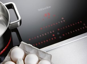 Варочная панель со встроенной вытяжкой Miele KMDA7633 FR фото 3 в Тюмени