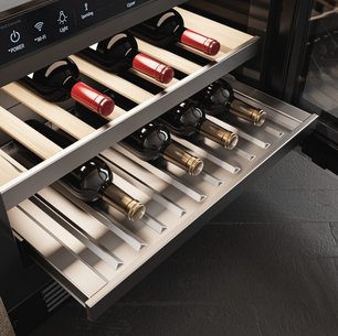 Встраиваемый винный шкаф Signature Kitchen Suite SKSUW2401G фото 2 в Тюмени