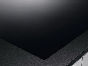 Варочная панель со встроенной вытяжкой АЕГ CCE84779CB фото 3 в Тюмени Варочная панель со встроенной вытяжкой AEG CCE84779CB фото 3 в Тюмени