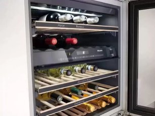 Встраиваемый винный шкаф Миле KWT 6322 UG OBSW с витрины новый фото 4 в Тюмени Встраиваемый винный шкаф Miele KWT 6322 UG OBSW с витрины новый фото 4 в Тюмени