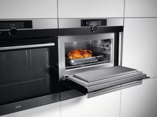 Шкаф скоростного охлаждения и шоковой заморозки AEG KBK994519M фото в Тюмени