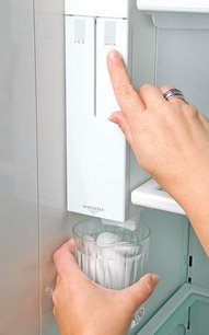 Встраиваемый холодильник SUB-ZERO ICBBI-48SID/S/TH фото 3 в Тюмени