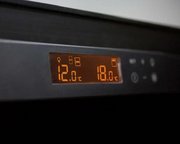 Трехтемпературный винный шкаф EuroCave E-PURE-L P-300064-L фото 4 в Тюмени