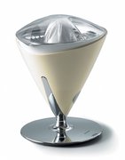 Соковыжималка Бугатти Juicer Vita Cream фото 2 в Тюмени Соковыжималка Bugatti Juicer Vita Cream фото 2 в Тюмени