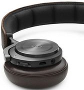 Наушники Бэнг Олуфсен BeoPlay H8 Gray Hazel фото 4 в Тюмени Наушники Bang & Olufsen BeoPlay H8 Gray Hazel фото 4 в Тюмени