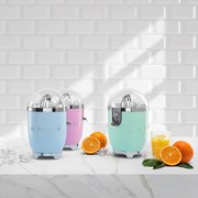 Соковыжималка Смег CJF01WHEU фото 2 в Тюмени Соковыжималка Smeg CJF01WHEU фото 2 в Тюмени