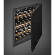 Встраиваемый холодильный шкаф для вина Smeg CVI629NR3 фото 2 в Тюмени