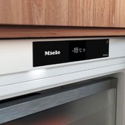 Встраиваемый морозильник Miele FNUS 7040 D фото 4 в Тюмени
