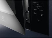 Встраиваемая микроволновая печь Electrolux KMFE172TEX фото 3 в Тюмени