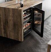 Встраиваемый винный шкаф Signature Kitchen Suite SKSUW2401G фото 4 в Тюмени