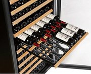 Мультитемпературный винный шкаф EuroCave S-PURE-M P-300011-M фото 2 в Тюмени
