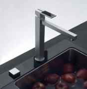 Смеситель Франке Planar Crystal хром/белый фото 3 в Тюмени Смеситель Franke Planar Crystal хром/белый фото 3 в Тюмени