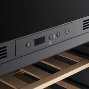 Встраиваемый винный холодильник Franke FMA 36 WCR BK фото 3 в Тюмени