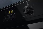 Духовой шкаф Electrolux EOD3H50BK фото 3 в Тюмени