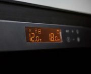 Трехтемпературный винный шкаф EuroCave E-PURE-L P-300043-L фото 3 в Тюмени